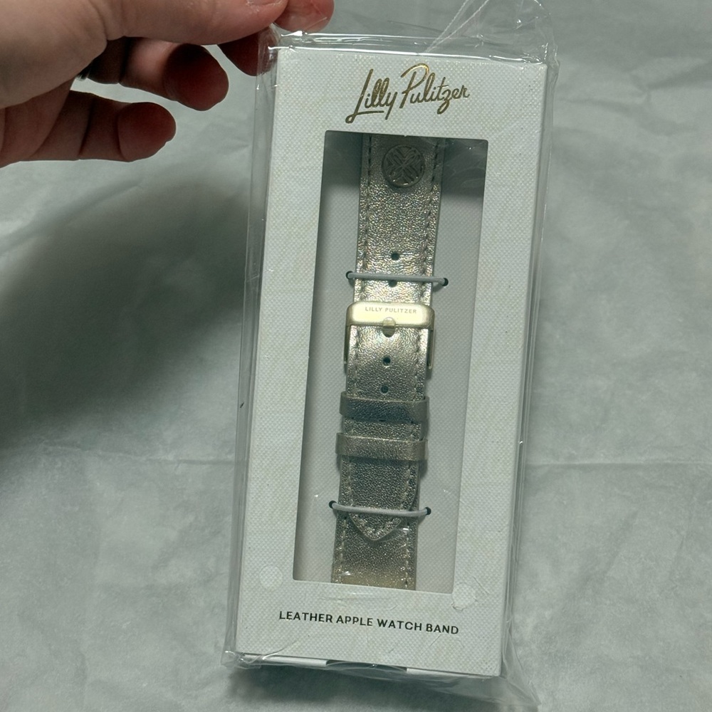 NWT Lilly Pulitzer Leather Apple Watch Band in Gold Metallic - Picture 6 of 8